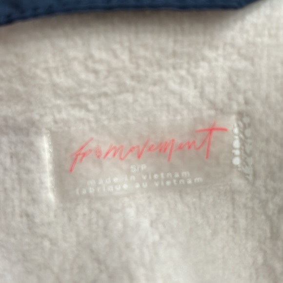 FREE PEOPLE Hit The Slopes Fleece Shawl Jecket - Picture 10 of 14